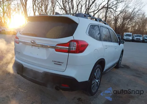 2019 Subaru Ascent Limited z USA, uszkodzony, nr VIN 4S4WMAJD2K3409863